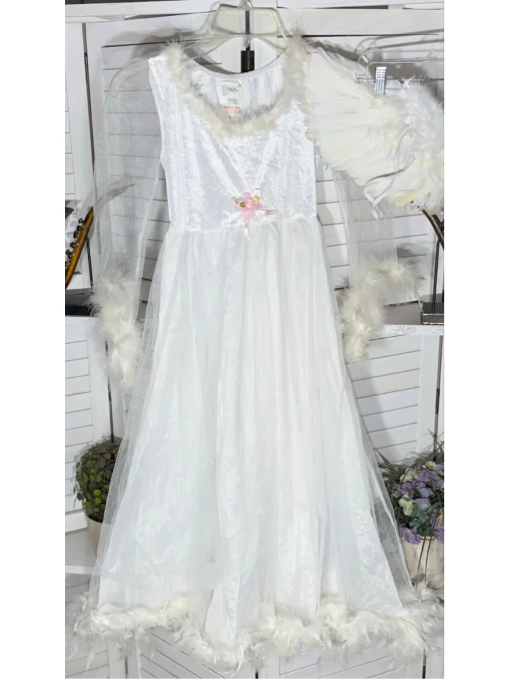 Feathered angel dress & wings Halloween costume white ivory lace feathers sz M